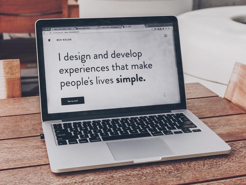 A freelance website designer is someone who help develop experiences that make people's lives simple.